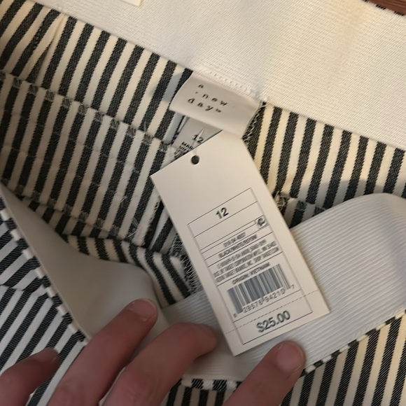 A new day striped pants - Picture 4 of 6